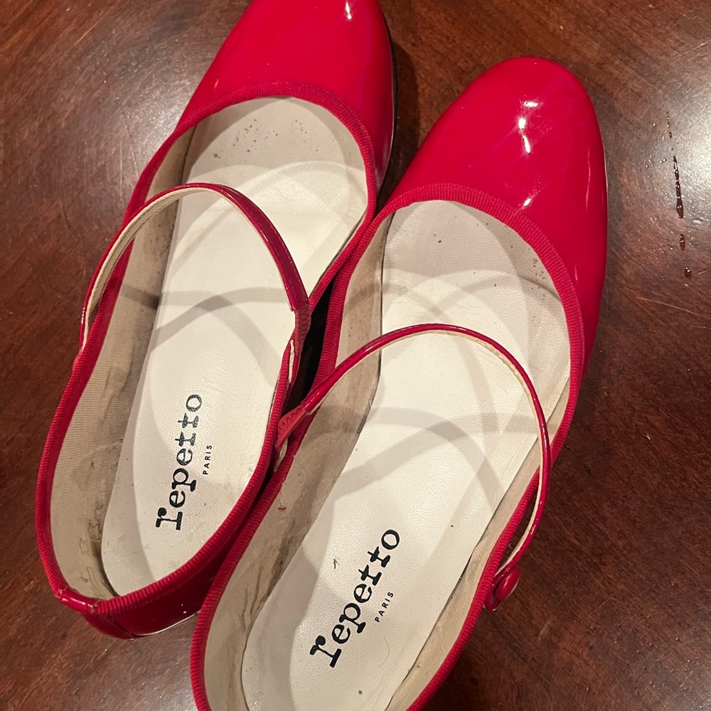 Repetto Red Flats Elegant Loafers